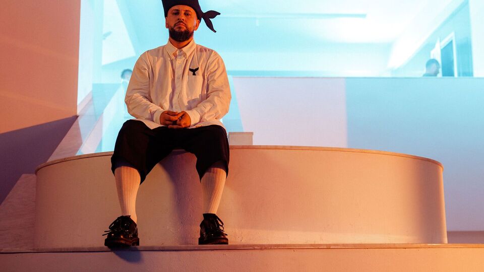 Песня "Не мине" войдет в четвертый сольный альбом певца "Вечно танцующий человек"