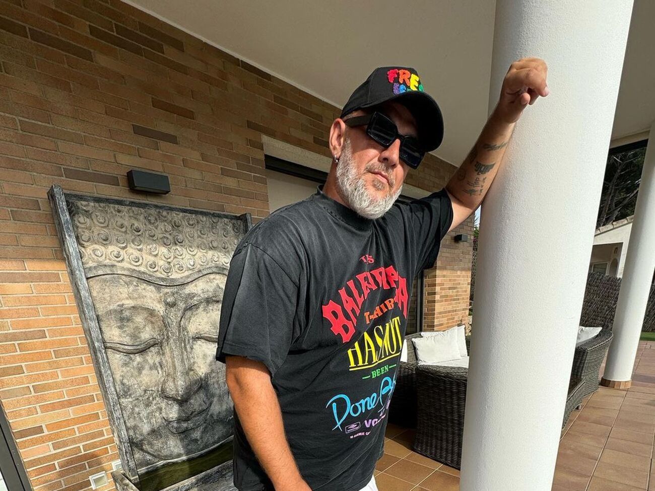 Потап перебуває за кордоном