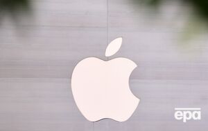 Apple до сих пор имеет большую общую долю рынка в Китае, чем в 2020 году, – 13,6% сегодня по сравнению с 8,3% в третьем квартале того же года, пишет Financial Times