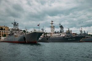 Цьогоріч кронштадтський елемент параду, який мав відбутися 28 липня 2024 року, скасували "з міркувань безпеки", зазначили у британській розвідці