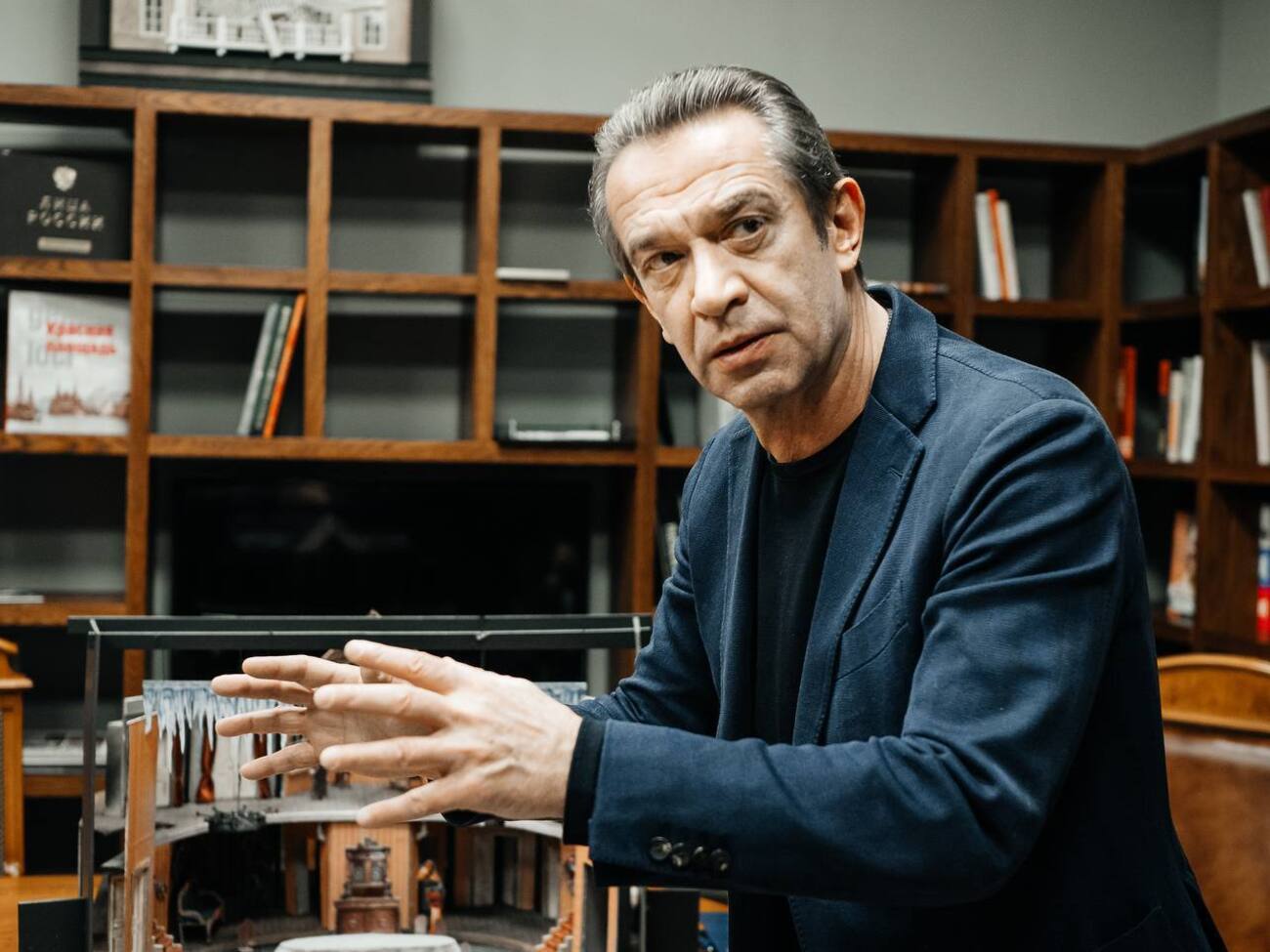 Машков входить до найближчого оточення найвищого військово-політичного керівництва РФ і неодноразово підтримував окупантів на масових заходах, у яких також брав участь Путін