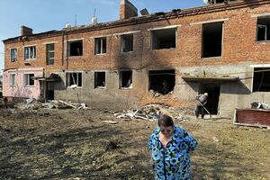 В поврежденном из-за российской атаки общежитии в Нежине проживали люди пенсионного возраста, рассказал мэр