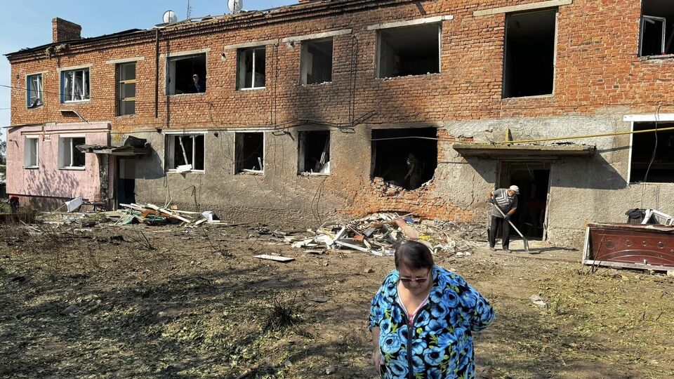 У пошкодженому через російську атаку гуртожитку в Ніжині проживали люди пенсійного віку, розповів мер