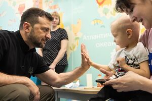 Зеленський у лікарні поспілкувався з дітьми