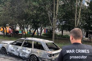 Из-за российского удара в Глухове повреждены многоквартирные и частные дома, учебное заведение, магазин, транспортные средства, рассказали в прокуратуре