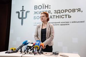 Как только начинается лечение военных, сразу начинается реабилитация, отметила Калмыкова