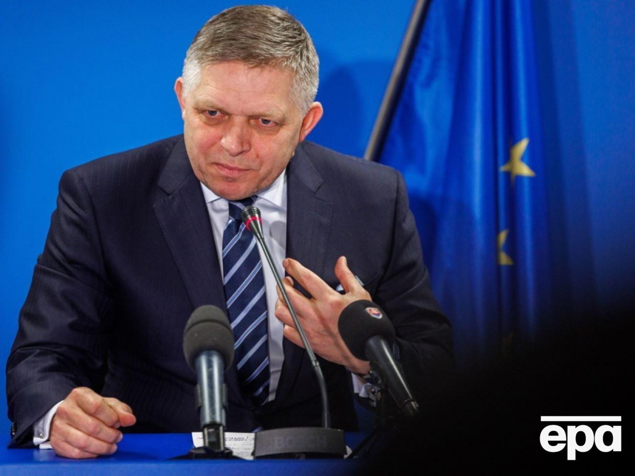 Премьер Словакии убеждает, что санкции якобы не вредят России