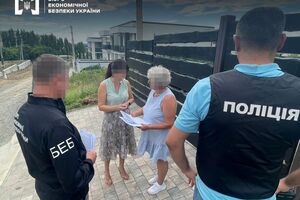 Фігурантка могла підробити документи і ввести в експлуатацію два об'єкти закінченого будівництва без відповідних сплат забудовником