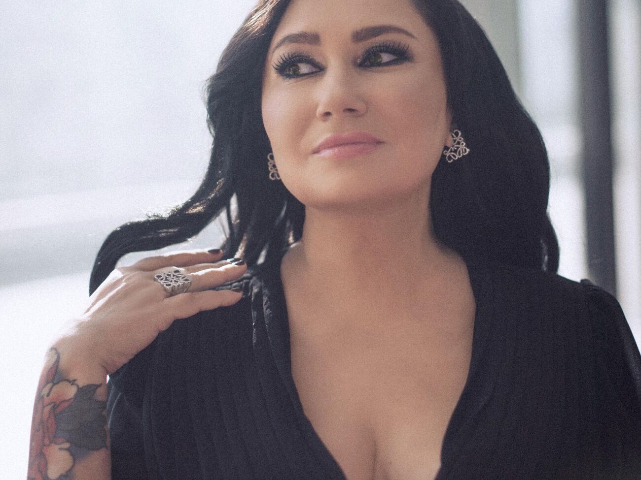 Мозговая показала фото из семейного альбома