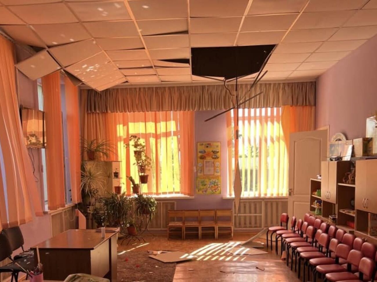 В Полтавском районе обломками повреждены школа и детский сад, отметили в ОВА