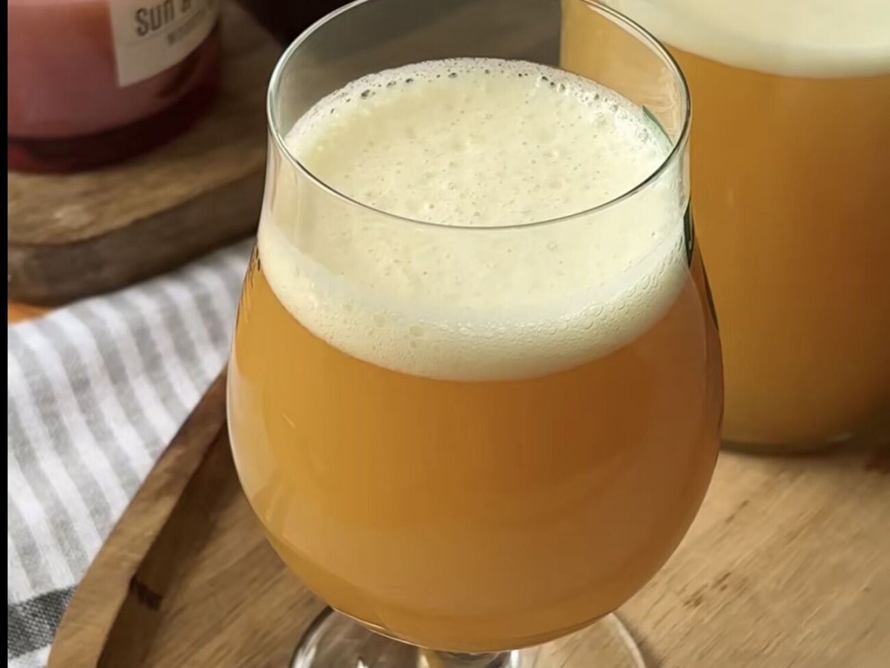 Натуральный хлебный квас напоминает вкус детства