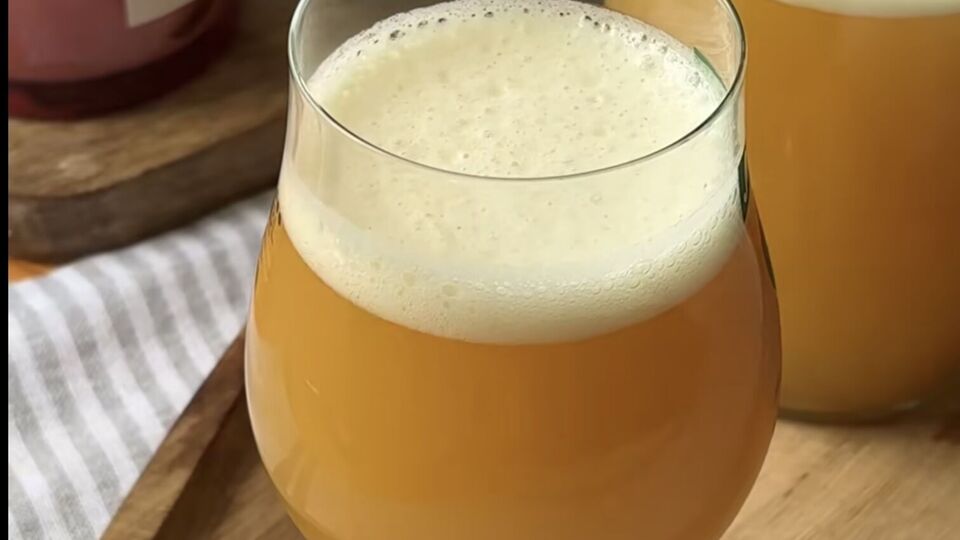 Натуральный хлебный квас напоминает вкус детства