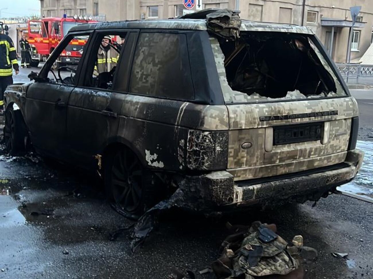 Range Rover, який згорів, належав військовослужбовцю