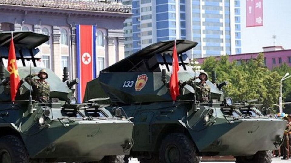 Bulsae-4 – далекобійний самохідний протитанковий ракетний комплекс, здатний уражати цілі поза межами прямої видимості на відстані понад 10 км
