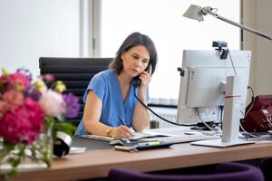 Бербок у минулому займалася стрибками на батуті