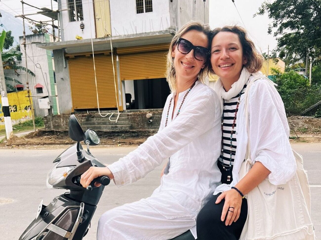 Првое общее фото Зои Мозговой с ее возлюбленной датировано августом 2023 года