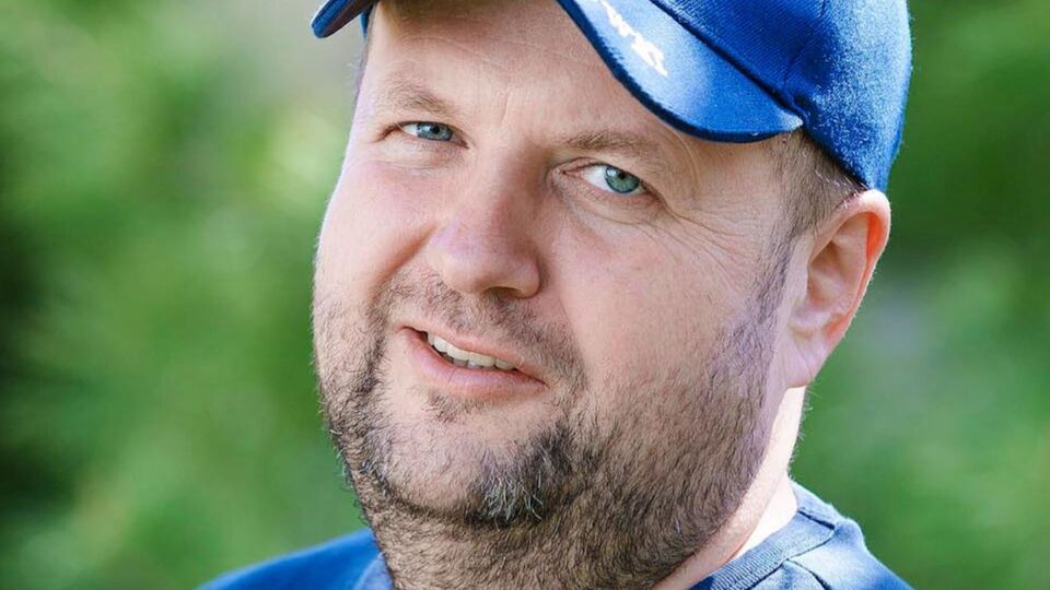 Бронюк: Чим керувався Влад Яма або ж Іван Дорн, я не знаю. Була можливість виїхати, тому вони це зробили, бо так простіше, це звільняє від багатьох обов'язків