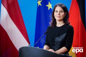 Бербок призвала НАТО оказывать дальнейшую поддержку Украине
