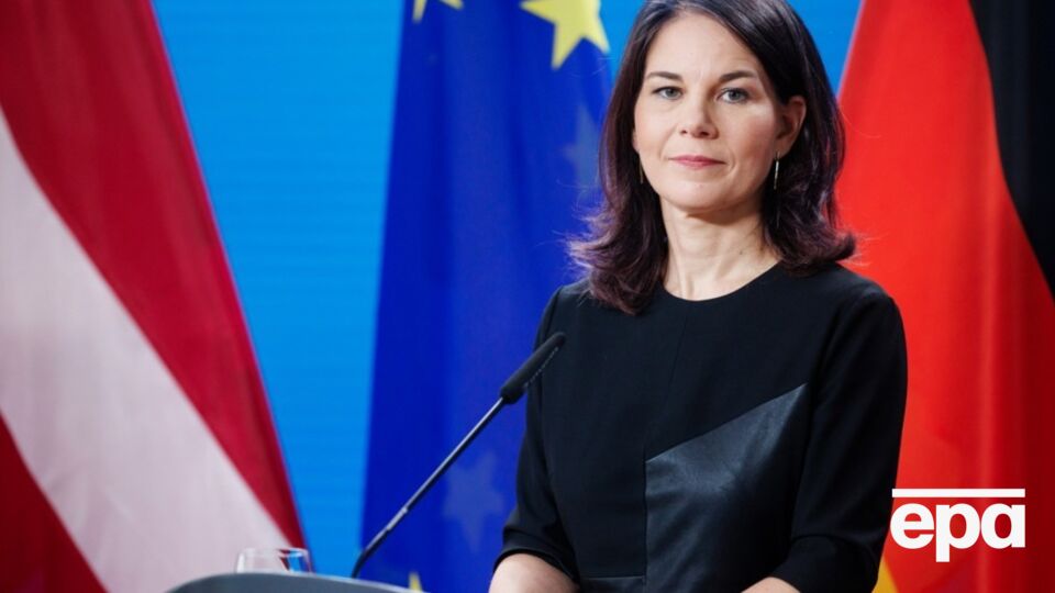 Бербок закликала НАТО надавати подальшу підтримку Україні