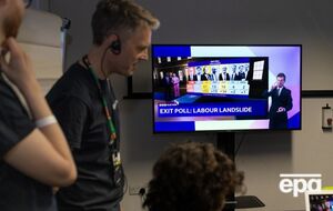 По предварительным опросам, лейбористы втрое опережают консерваторов