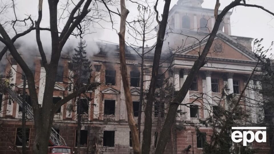 Слідство стверджує, що чоловік передав росіянам інформацію про розташування ЗСУ в Миколаєві, а також надіслав координати житлової багатоповерхівки