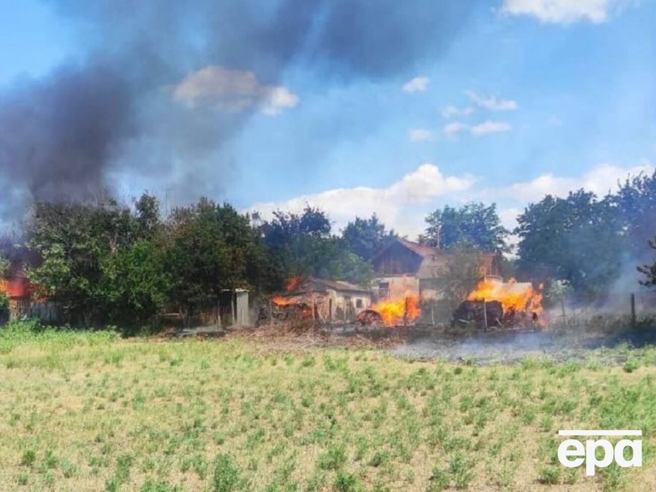 За даними військових, по Новоолександрівці ворог випустив 25 снарядів