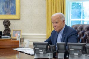 Байден признал, что "облажался" на дебатах с Трампом