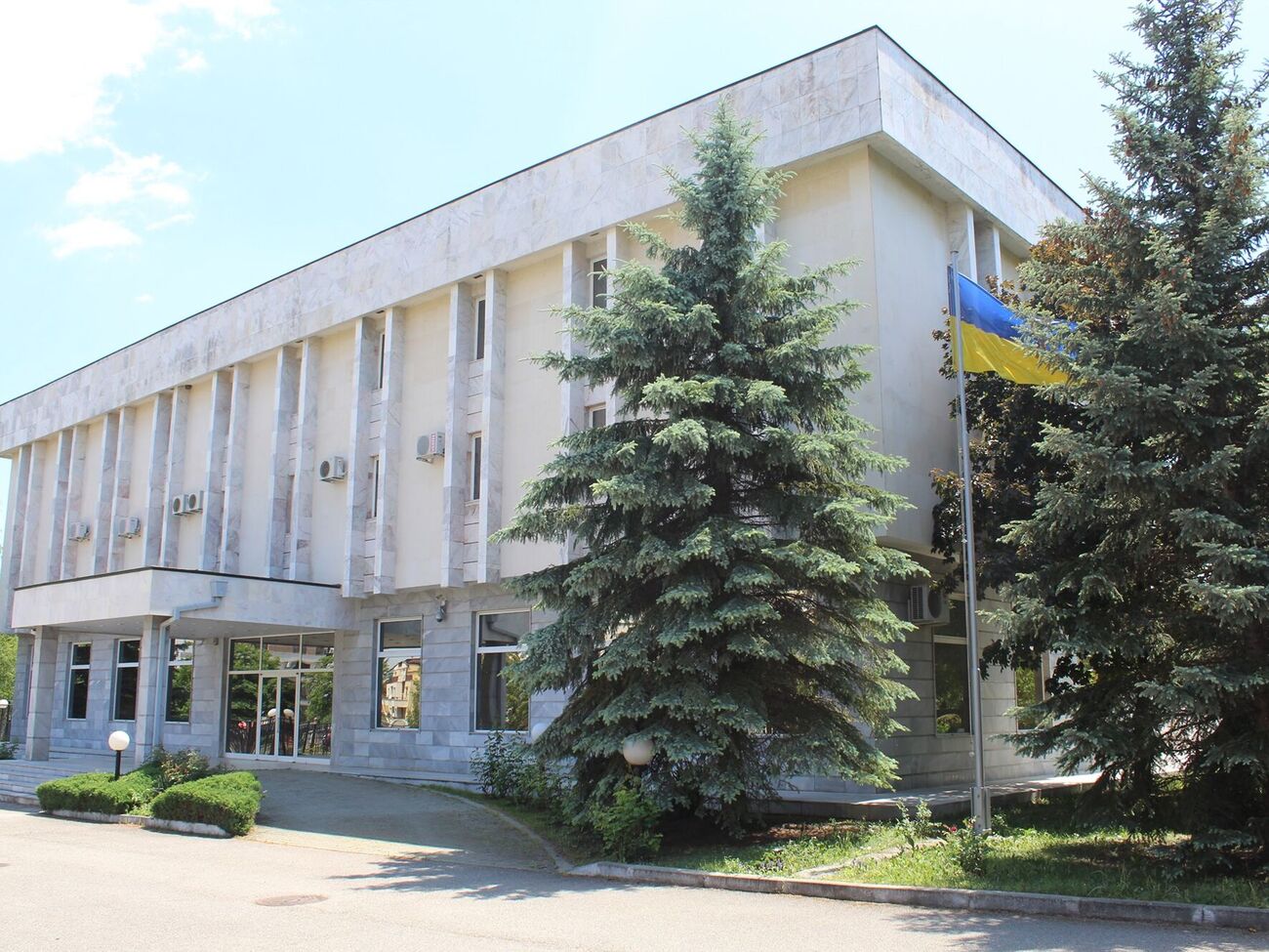 Посольство Украины в Болгарии заявило, что замедление или ограничение помощи Киеву приведет не к миру, а к приближению фронта к границам ЕС