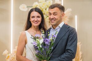 42-летняя Хамайко – вторая жена 50-летнего Онистрата