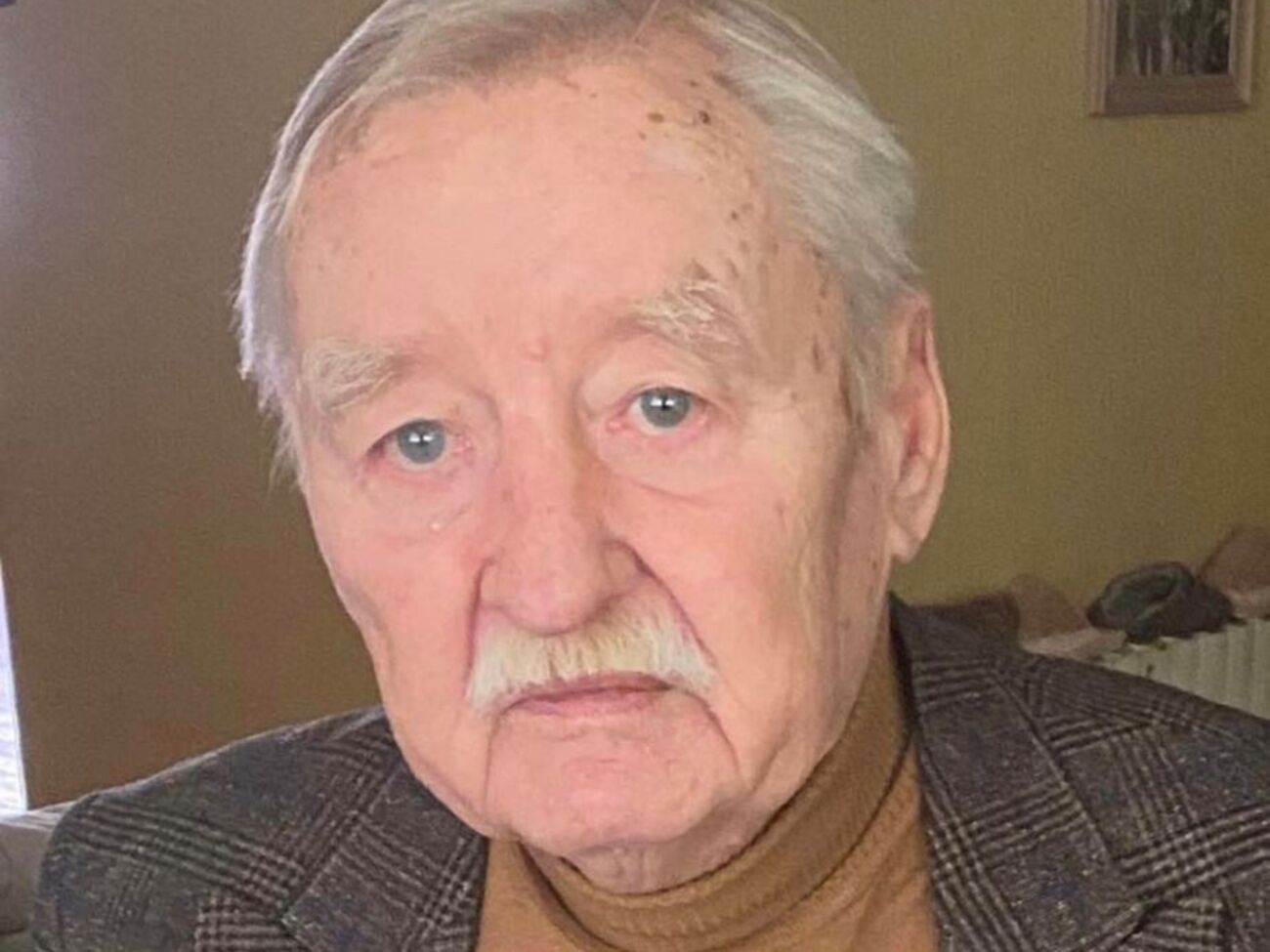 Поклад написал более 150 песен, многие из которых стали хитами