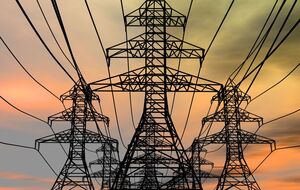 Также удорожание электроэнергии неизбежно снижает конкурентоспособность продукции, пишет GMK Center