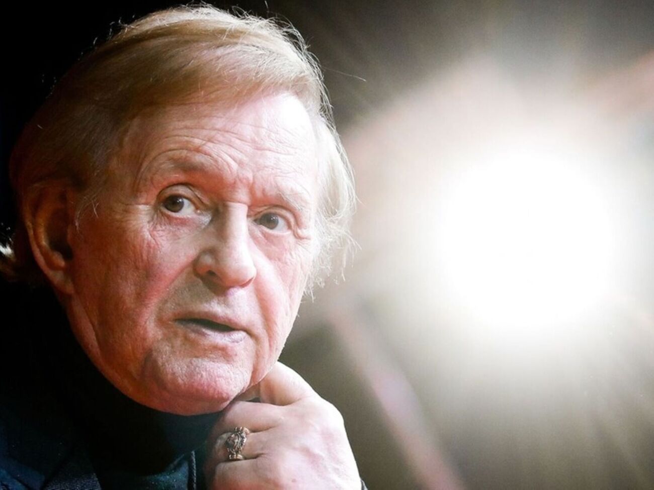 Виктюк скончался 17 ноября 2020 года в Москве