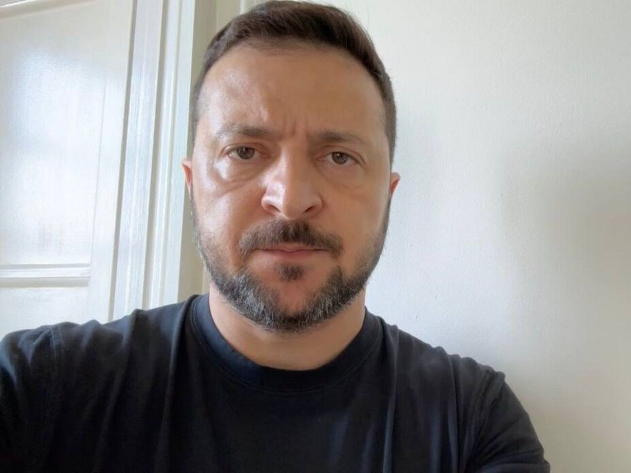 Зеленский пообещал восстановить "Охматдет", который пострадал из-за воздушной атаки РФ