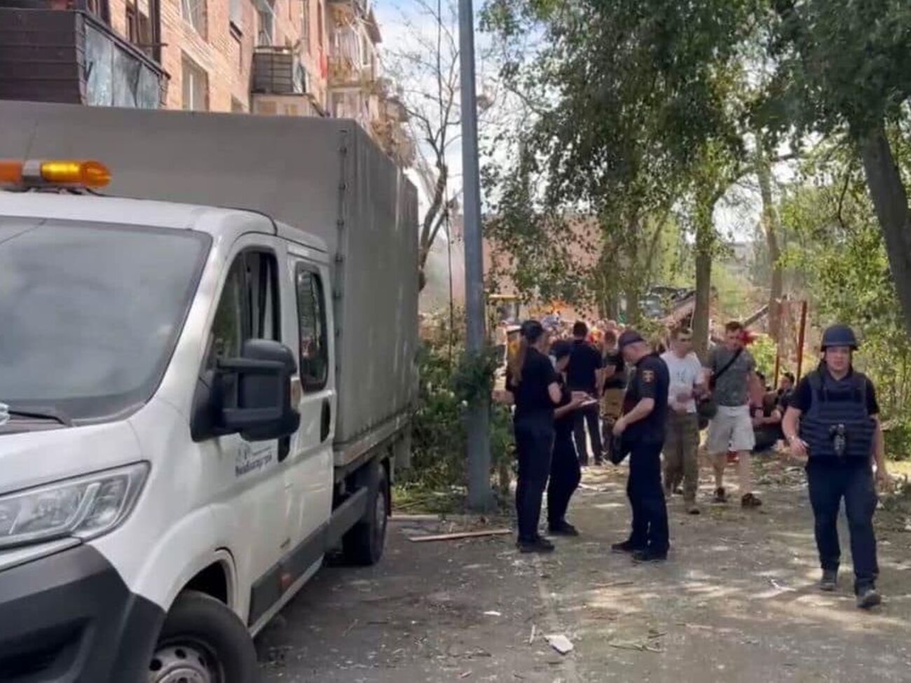 У поліції й далі документують наслідки удару