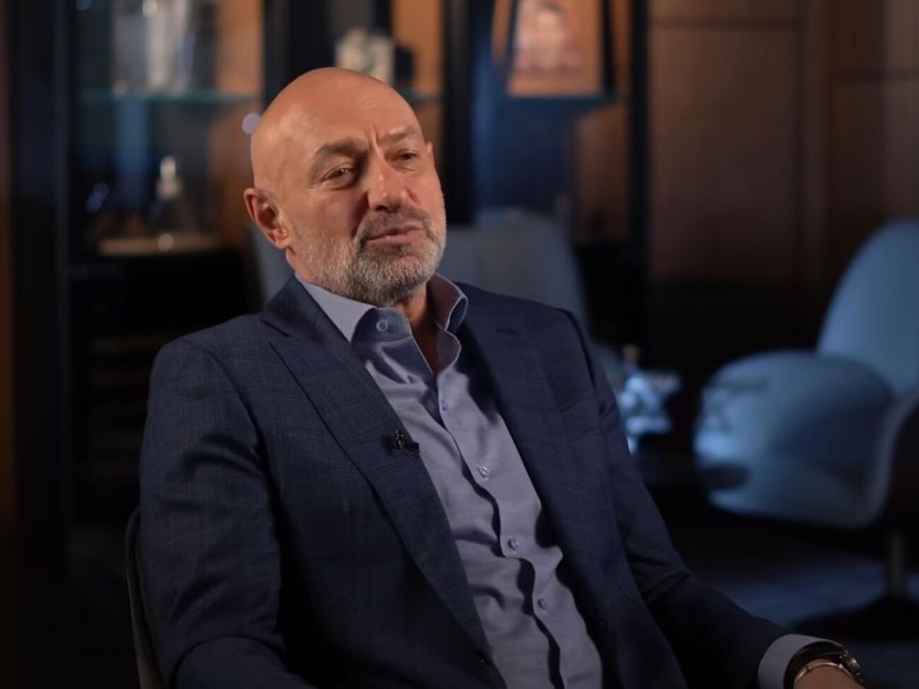 Боголюбов воспользовался чужим паспортом, пишут СМИ