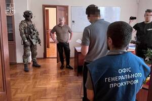 Правоохранители задержали высокопоставленных чиновников таможенной службы