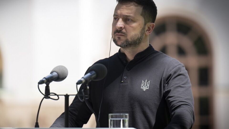 Найбільшу кількість особового складу, зброї й КАБ окупанти зосереджують на покровському напрямку, зазначив Зеленський