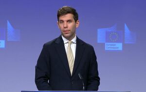 ЄК установила, що у Словаччині й Угорщині "немає нестачі нафти", зазначив Уйварі