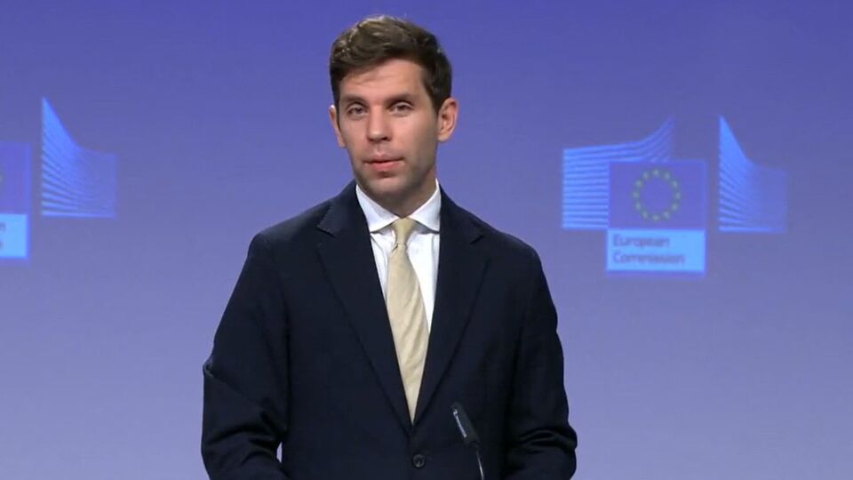 ЕК установила, что в Словакии и Венгрии "нет недостатка нефти", отметил Уйвари