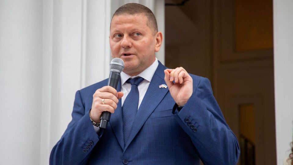 11 июля Залужный приступил к исполнению обязанностей посла Украины в Великобритании
