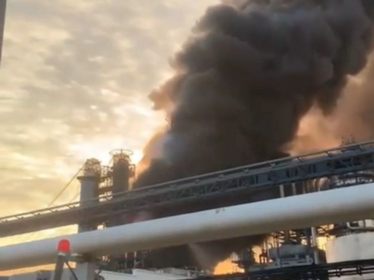 Вероятная площадь пожара – 300 м²