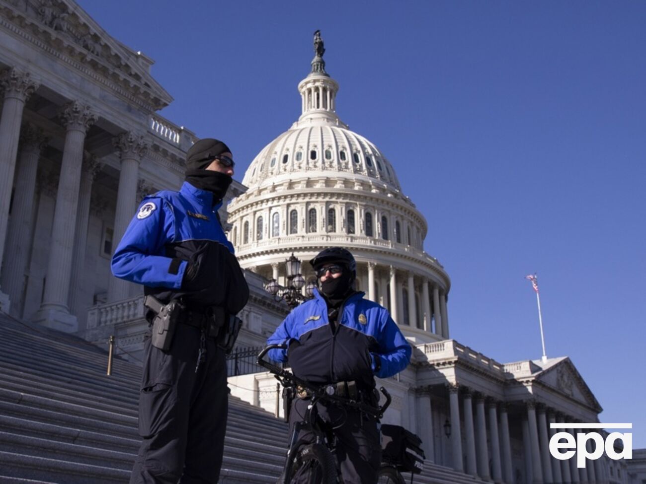 От действий Демпси во время штурма Капитолия пострадали и полицейские, и участники штурма