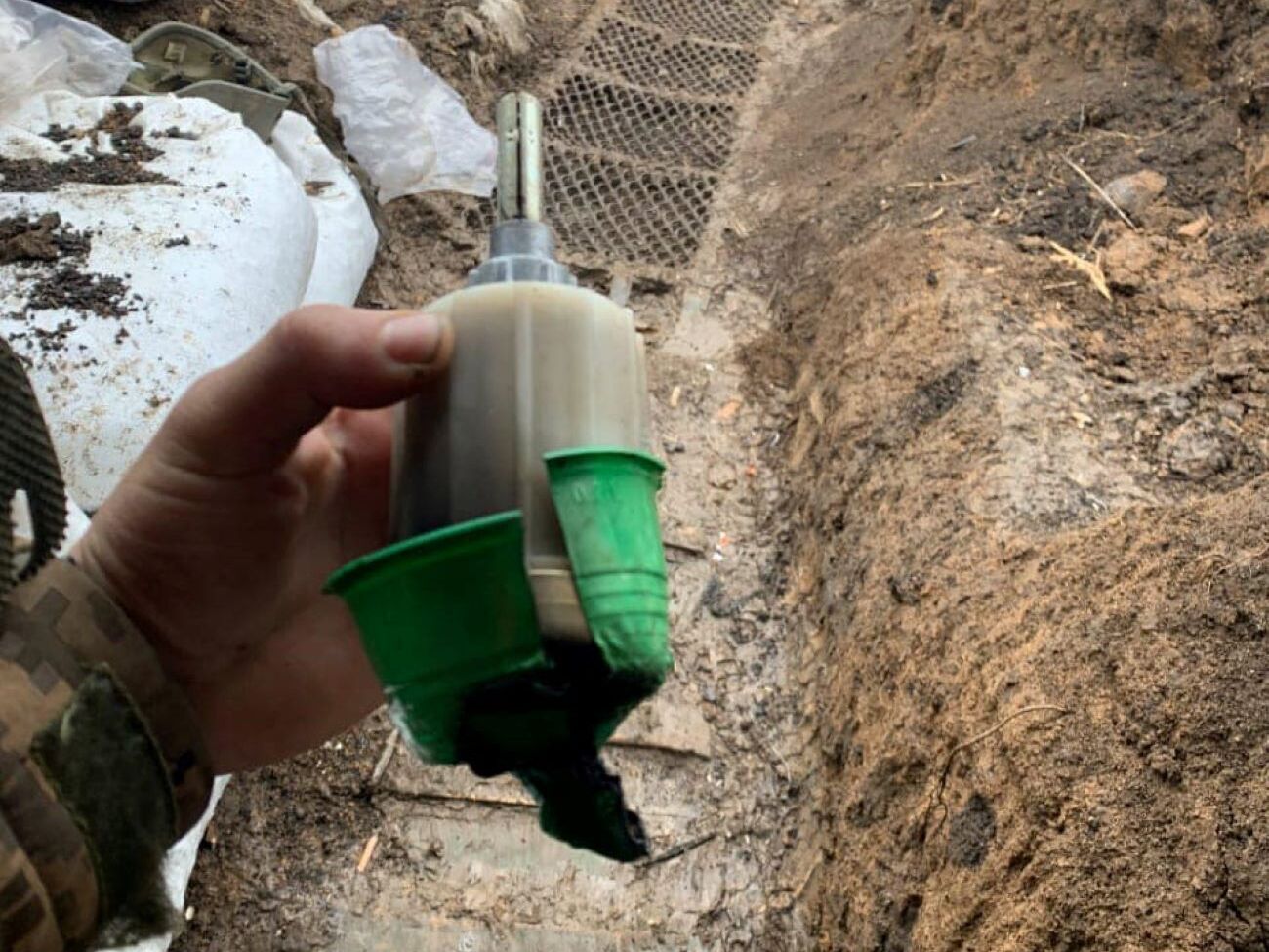 Упродовж минулої доби росіяни скинули на півдні України 11 боєприпасів з отруйними речовинами