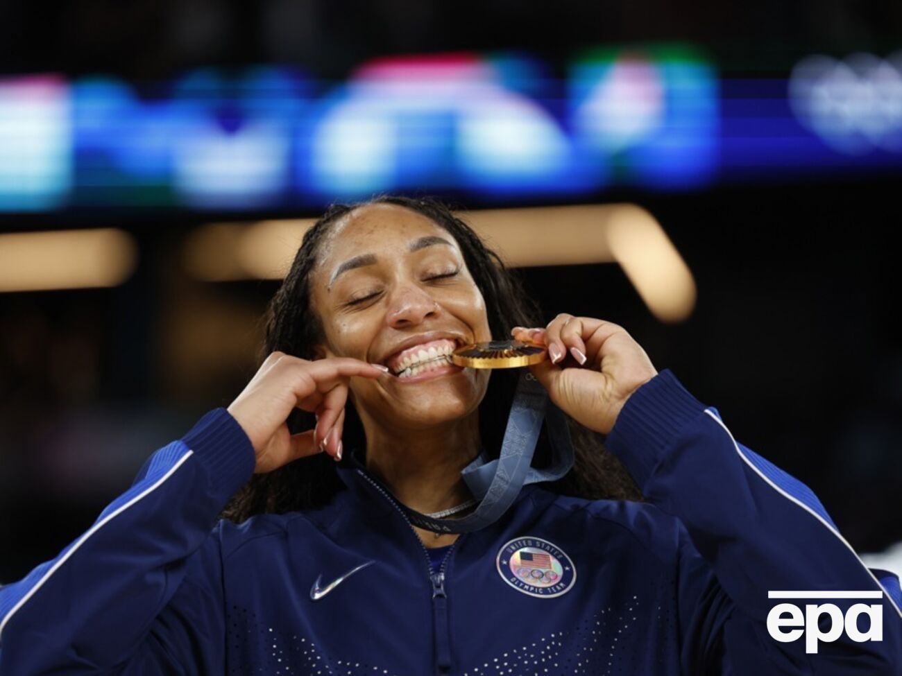 40-ве золото для США виборола жіноча збірна з баскетболу