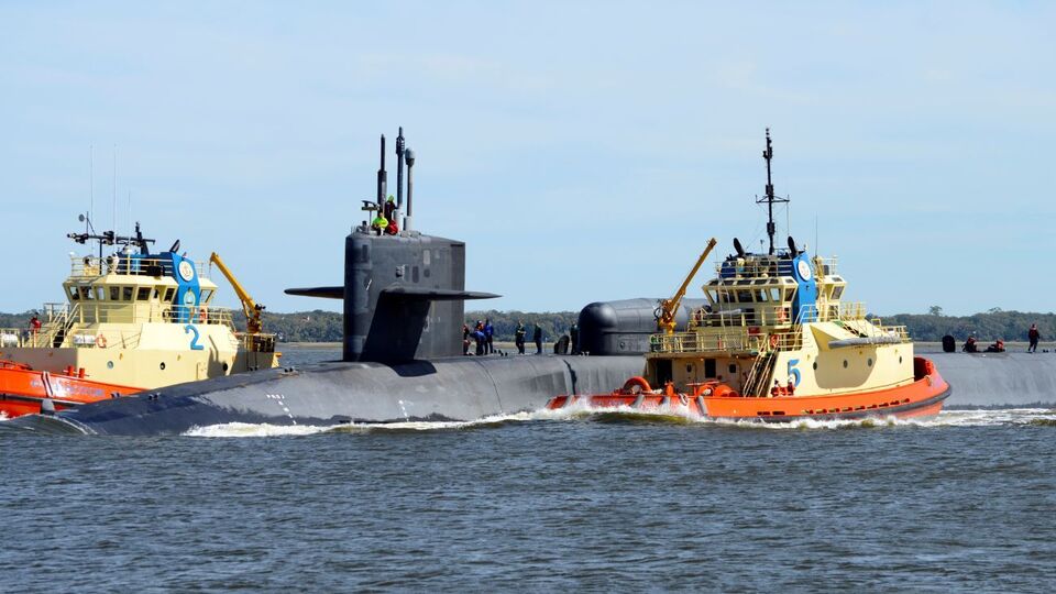 Министр обороны США приказал направить субмарину в район Центркома