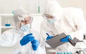 По официальным данным, в июле коронавирусом в Украине заболели почти 12 тыс. человек