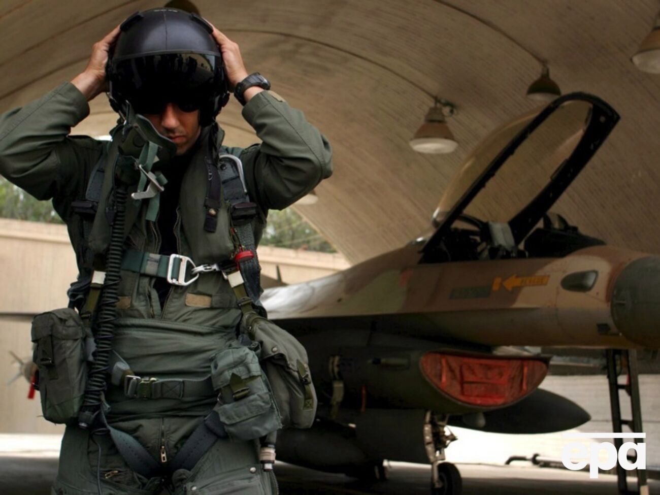 ВВС Израиля готовятся к ответу Ирана и "Хезболлы"