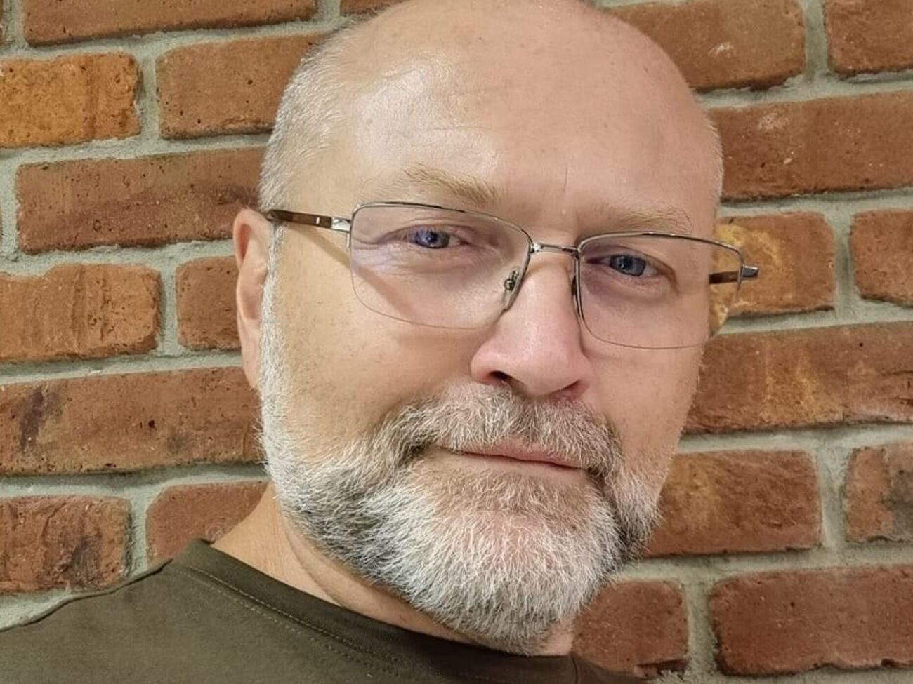 Из каждого утюга несутся предложения "фавбетов". Несмотря на запрет, лезут из всех щелей. Закон им – не указ