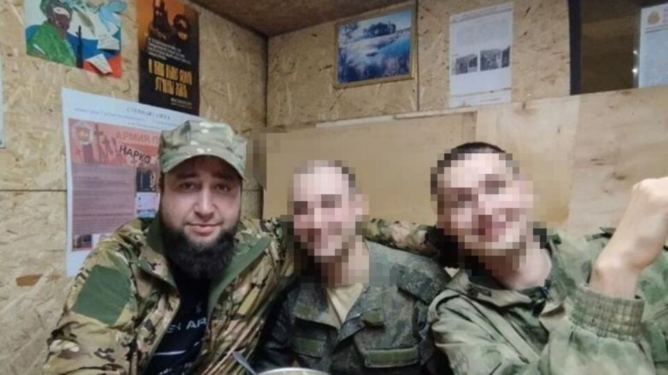 Українські дослідники заявили, що встановили особу кадировця, який знущався з російських строковиків