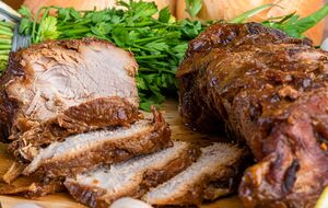 Соковита буженина готується лише одну годину